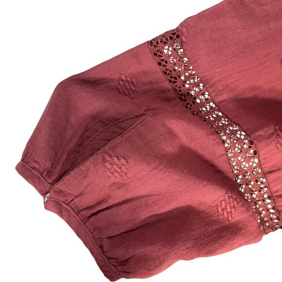 American Eagle Medium Top Semi-Sheer Crochet Keyhole Tassels Smocked Neck Cotton - Picture 7 of 10